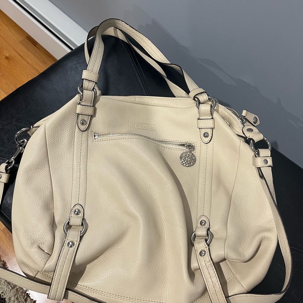 Preloved coach bag
